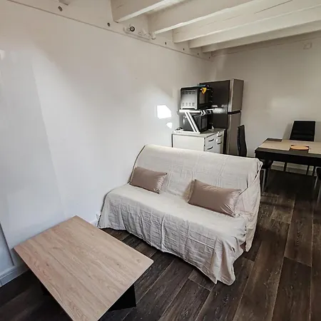 Duplex Atypique A Avec Parking Privatif La Rochelle (Charente-Maritime)