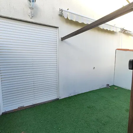 Duplex Atypique A La Rochelle Avec Parking Privatif Apartment