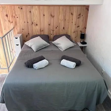 Apartment Duplex Atypique A La Rochelle Avec Parking Privatif La Rochelle (Charente-Maritime)