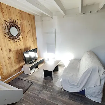 Duplex Atypique A La Rochelle Avec Parking Privatif Apartment *